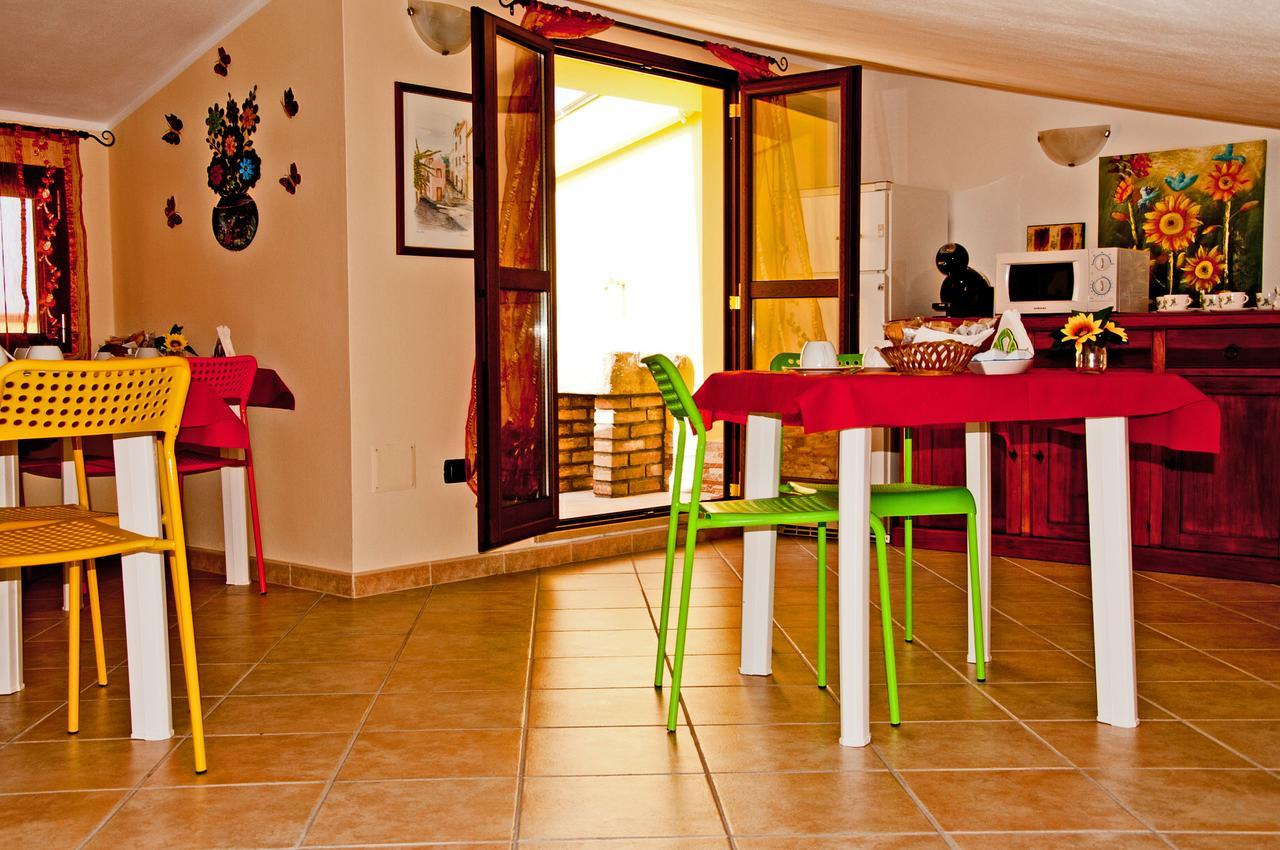 Casa Vacanze Sandalia Bosa Buitenkant foto