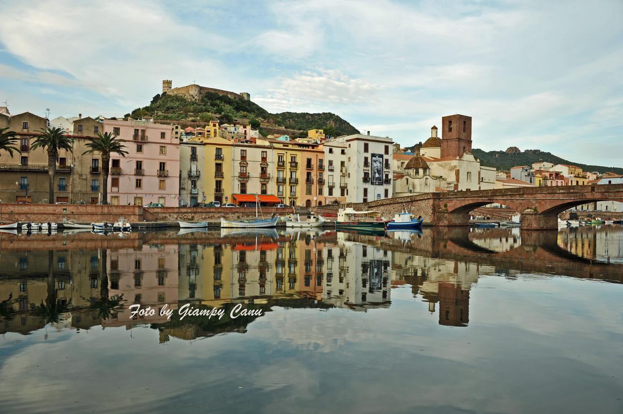 Casa Vacanze Sandalia Bosa Buitenkant foto